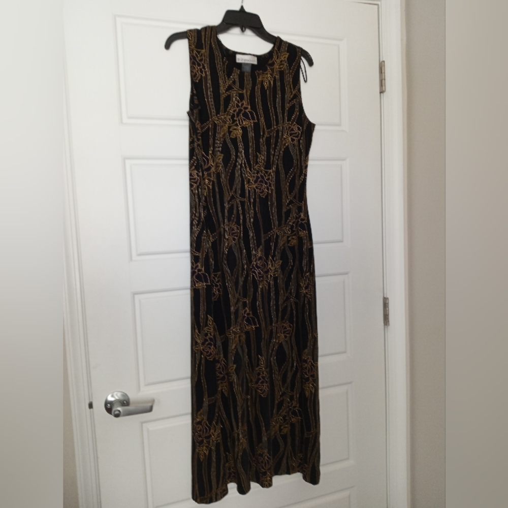 Dress barn black and gold floral print dress size 16